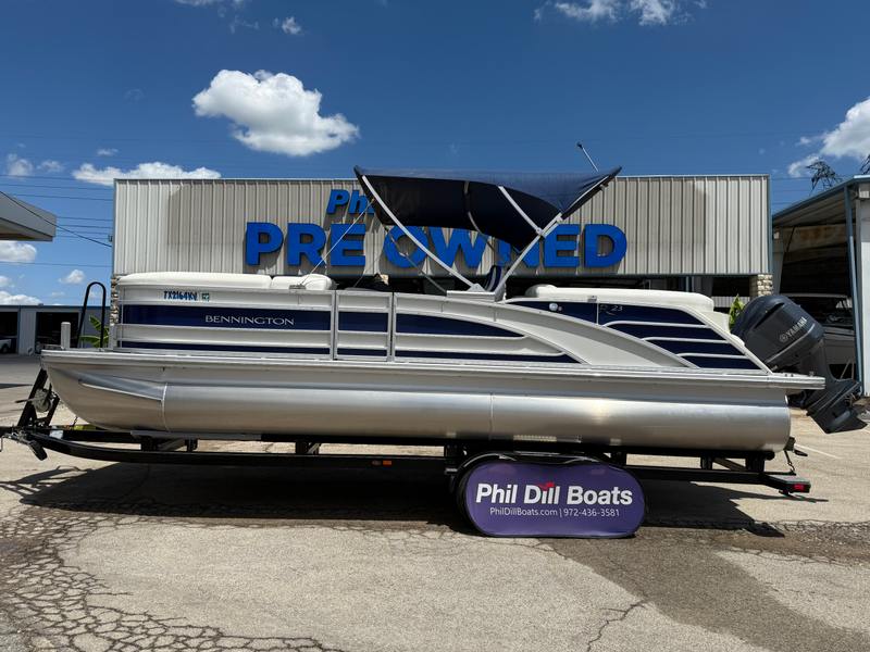 2023 Bennington 23 RFB