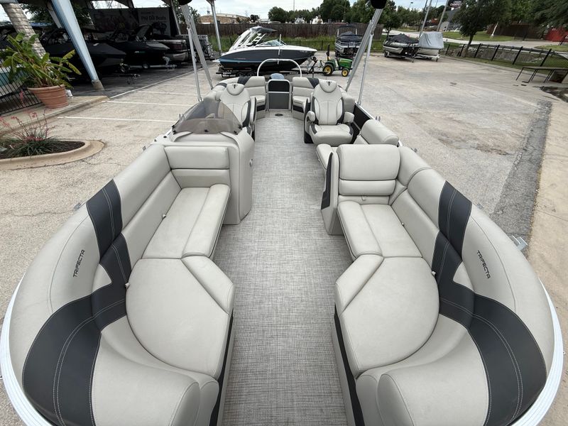 Boat Image 8
