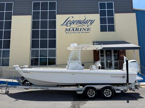 2016 Everglades 243 CC