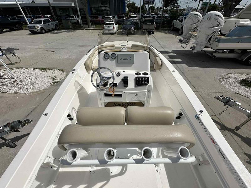Boat Image 18