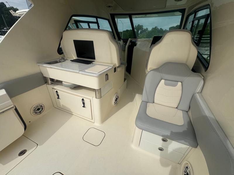Boat Image 13