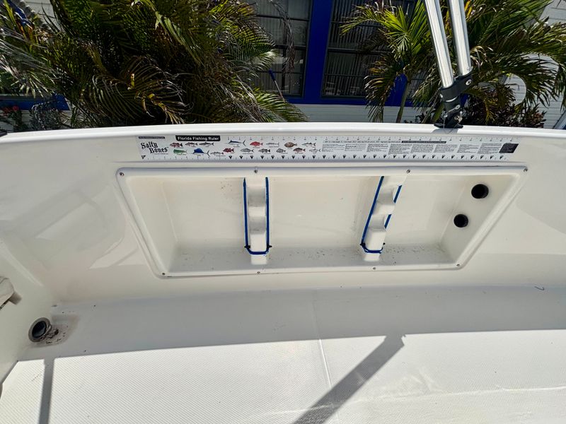 Boat Image 10