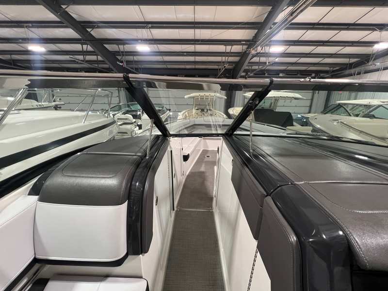 Boat Image 10