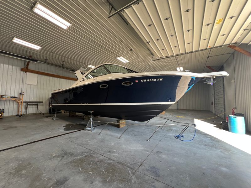 2013 Tiara Yachts 3100 Coronet