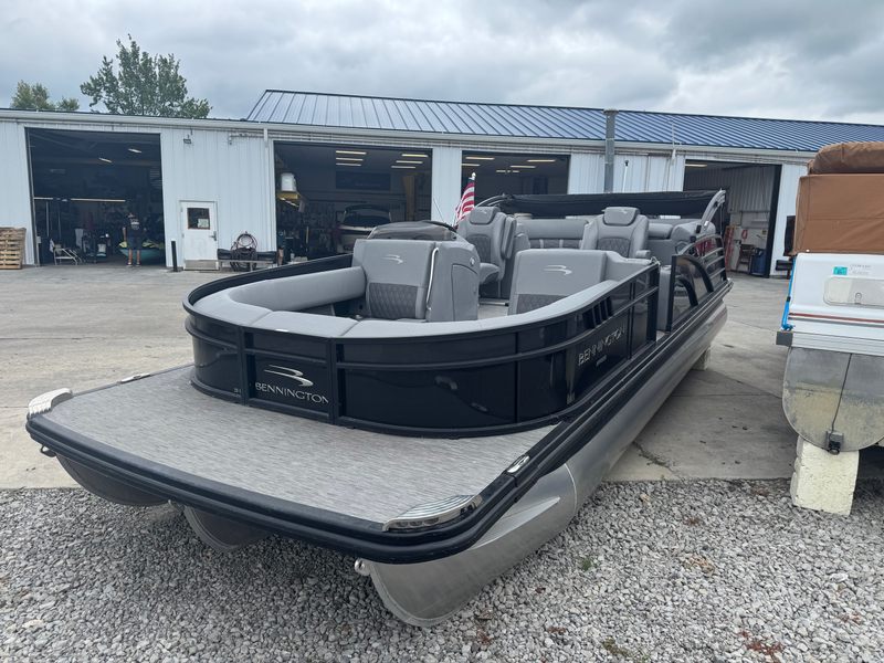 2021 Bennington 23 LTFB