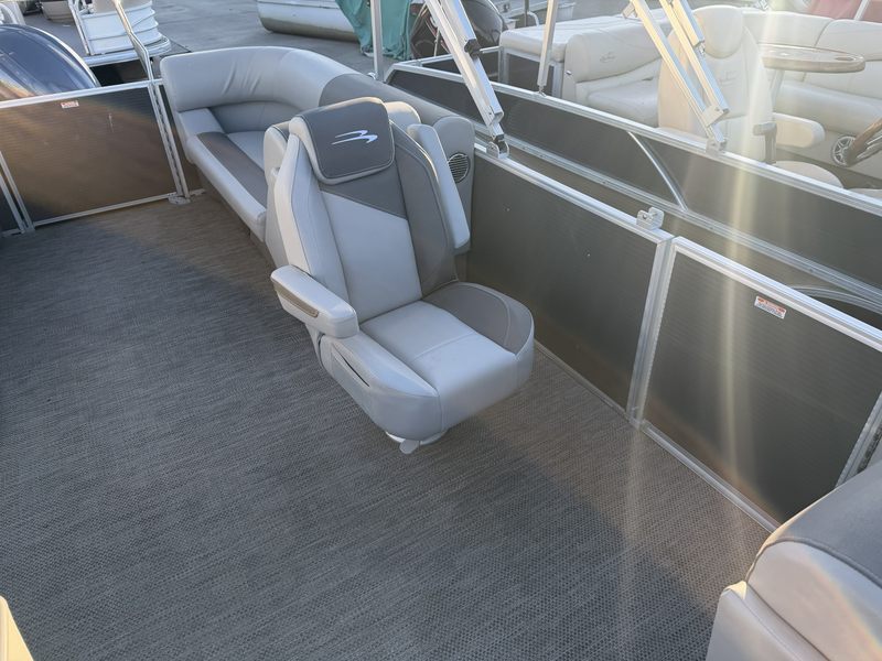 Boat Image 7