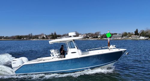 2026 Cobia 285 CC