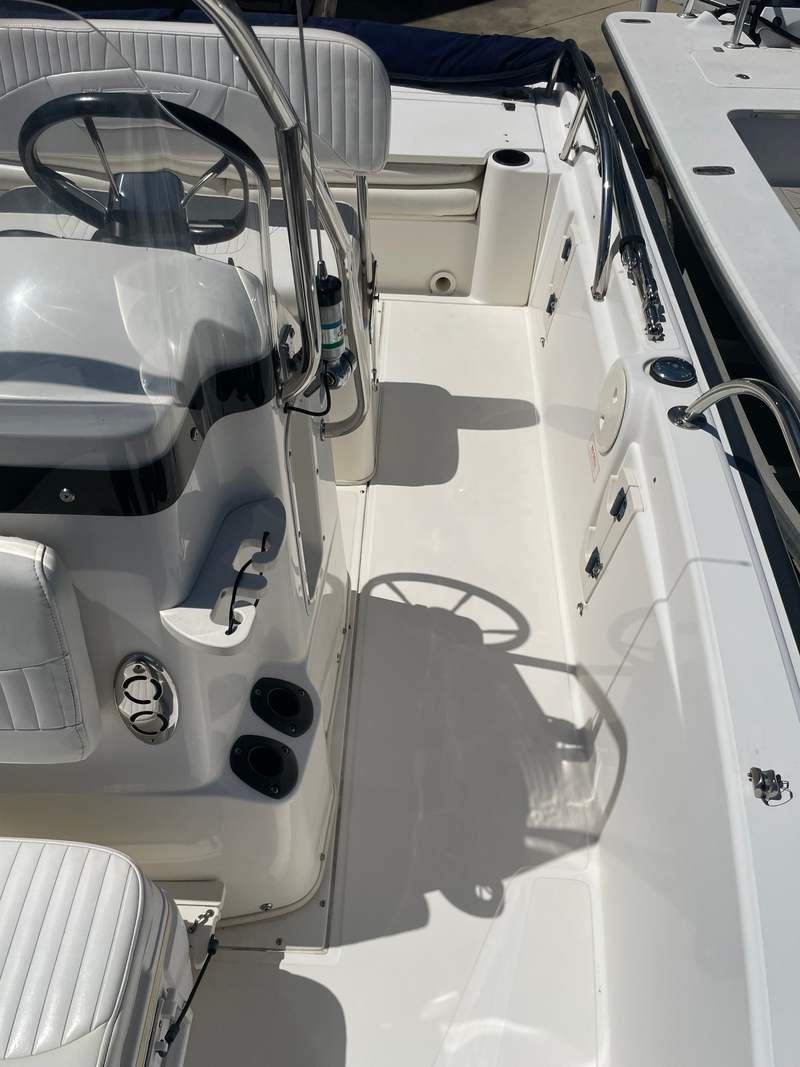 Boat Image 10