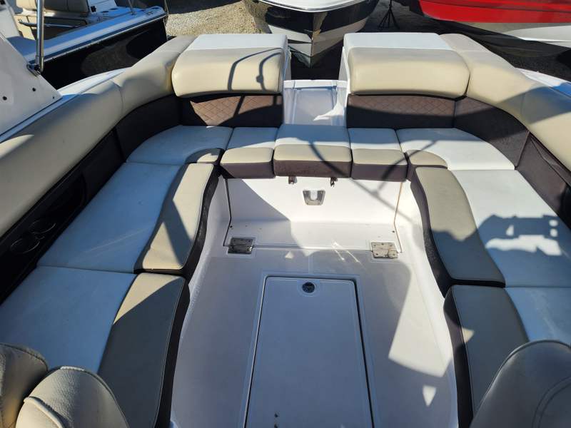 Boat Image 4