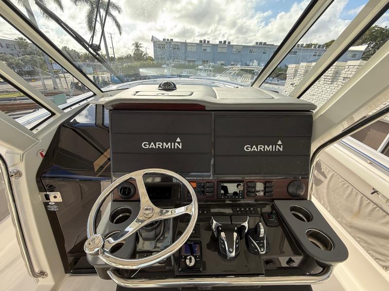 Boat Image 9