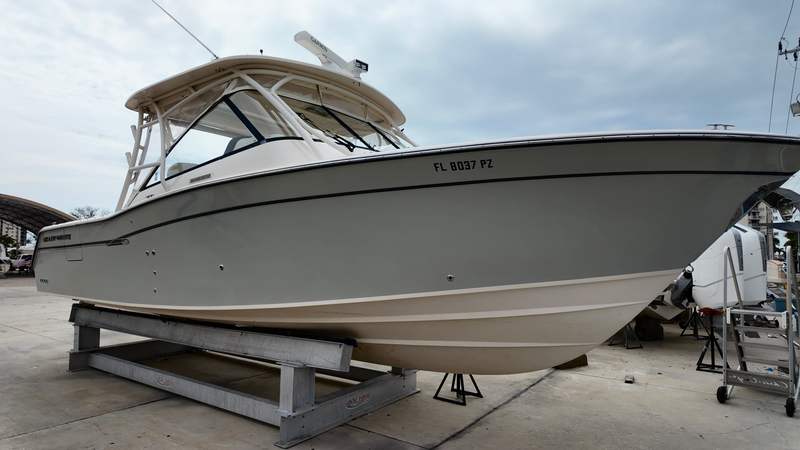 2016 Grady-white Freedom 335