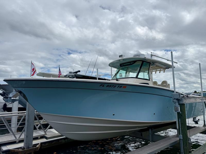 2022 Grady-white Canyon 336