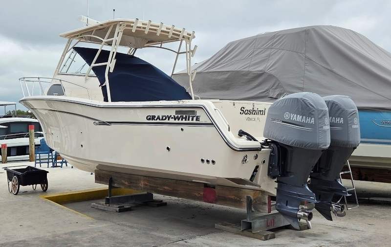 2019 Grady-white Marlin 300