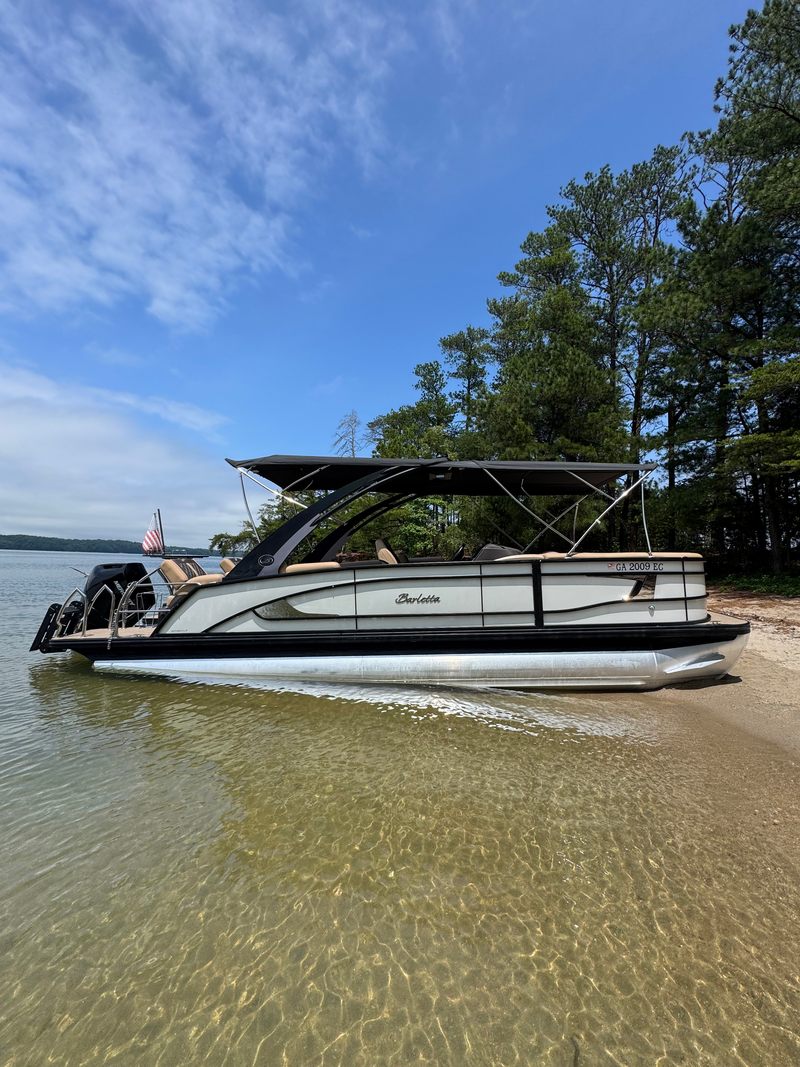 2023 Barletta Lusso L25MA